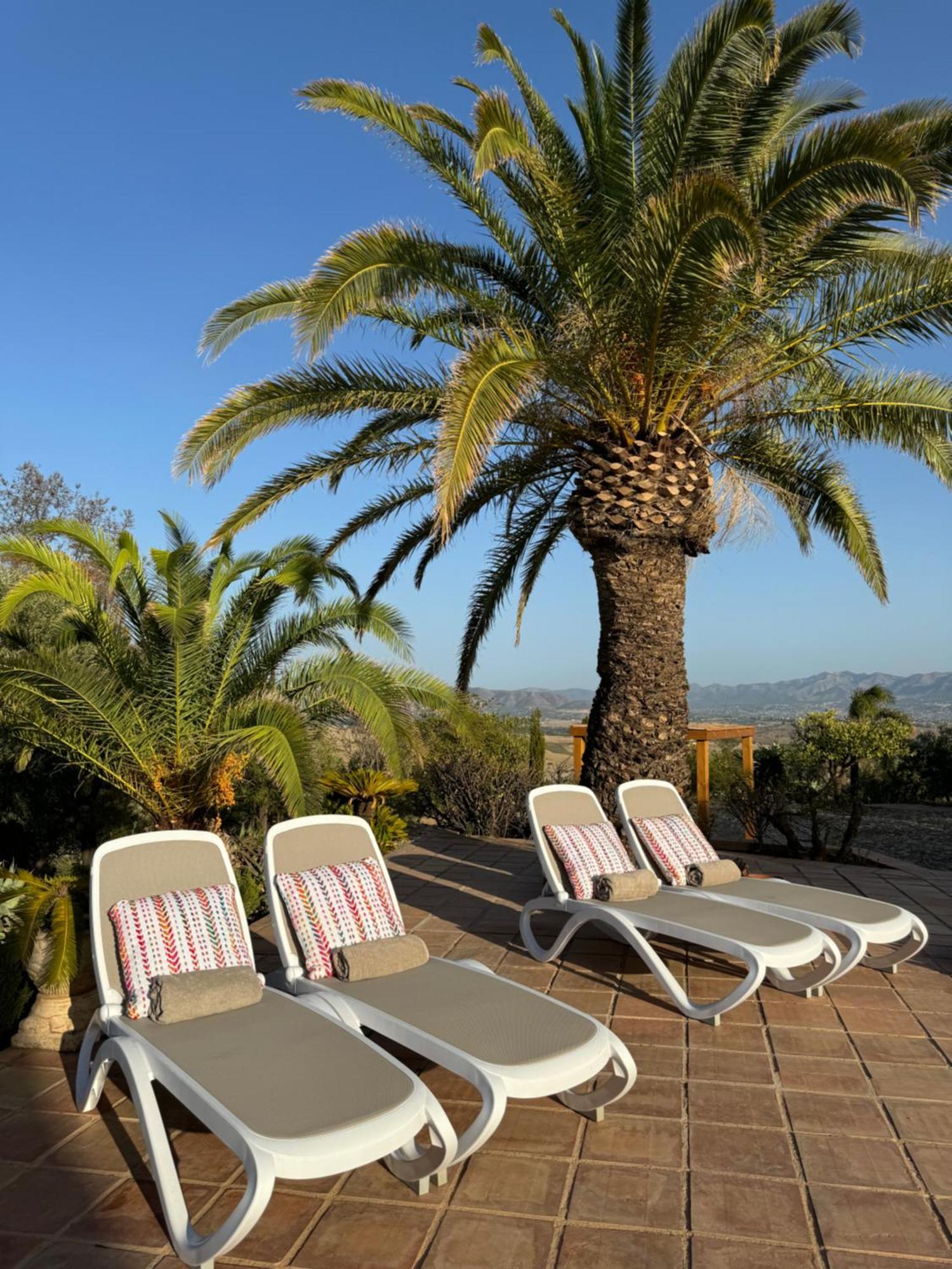 Santa Teresa Bed & Breakfast Andalusien Pizarra Exterior foto