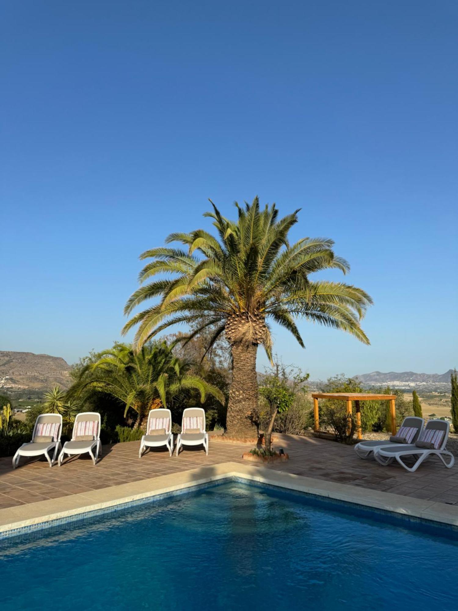 Santa Teresa Bed & Breakfast Andalusien Pizarra Exterior foto